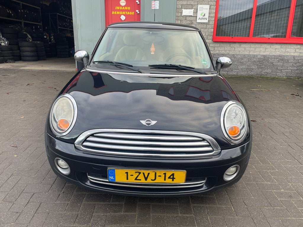 Mini Mini 1.4 One, 15 km/l, Gebruikt, 4 stoelen, Leder