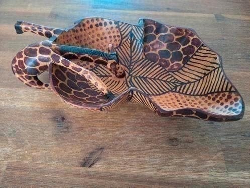 Leuk houten schaaltje in de vorm van een giraf, Gebruikt, Schaal, Ophalen of Verzenden, Ovaal