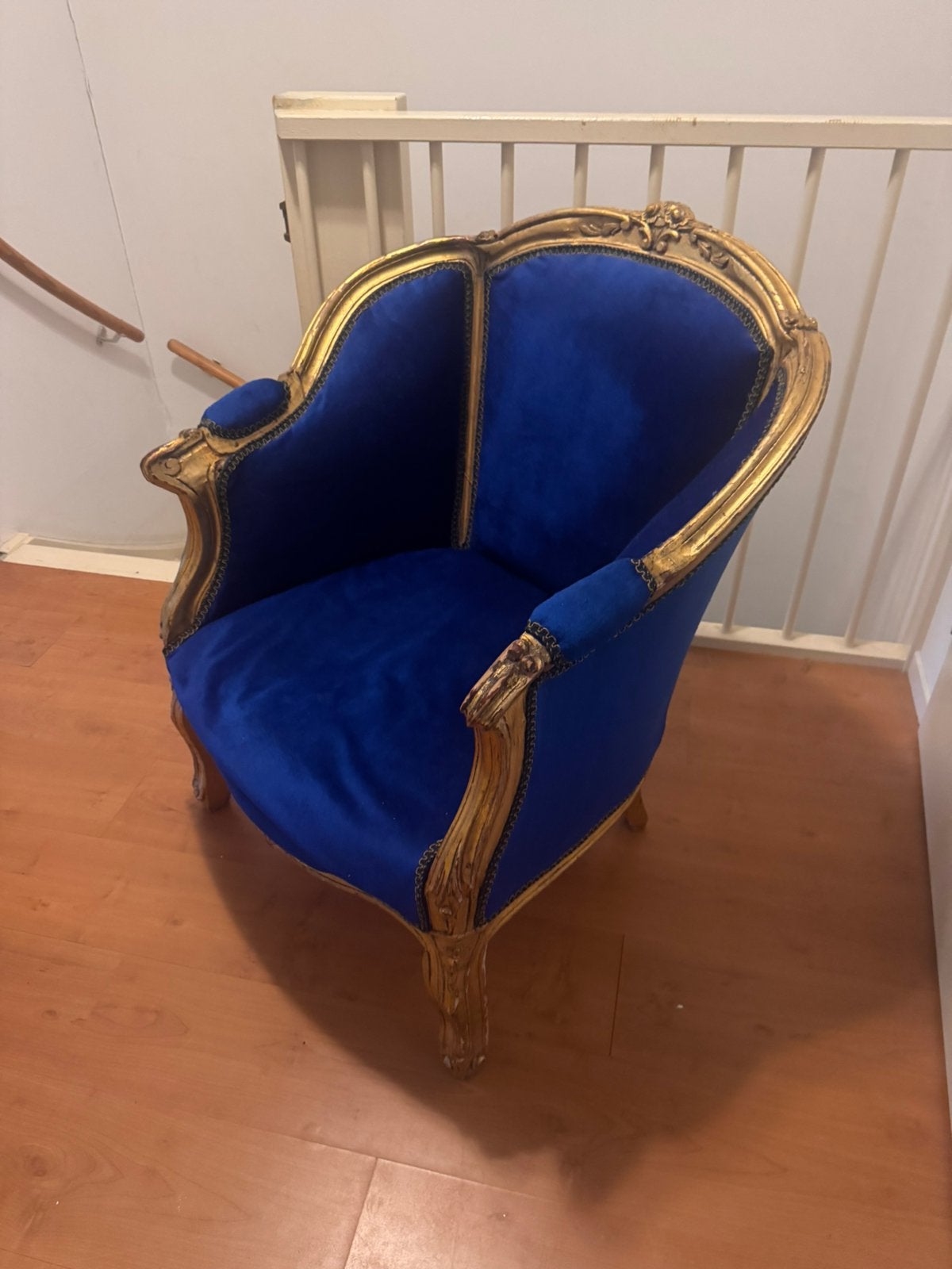 Klassieke voorleesstoel in Louis XV-/barokstijl, Ophalen, Hout, Gebruikt, 75 tot 100 cm