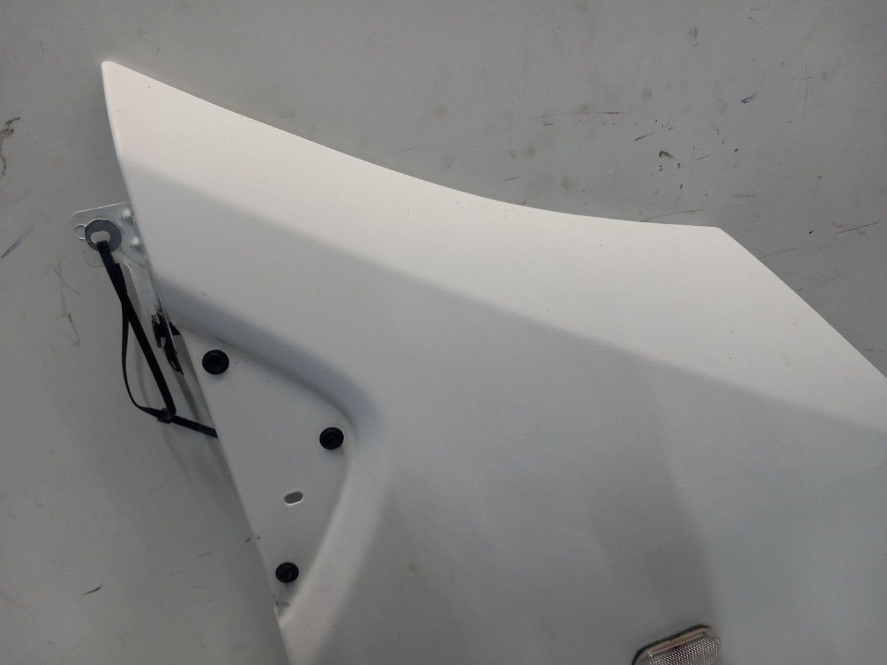 Spatbord rechts voor Opel Vivaro, Onderdelen@venauto.nl, Van der Ven Autorecycling B.V., Gebruikt, Ettenseweg 76, 4706 PB Roosendaal, The Netherlands