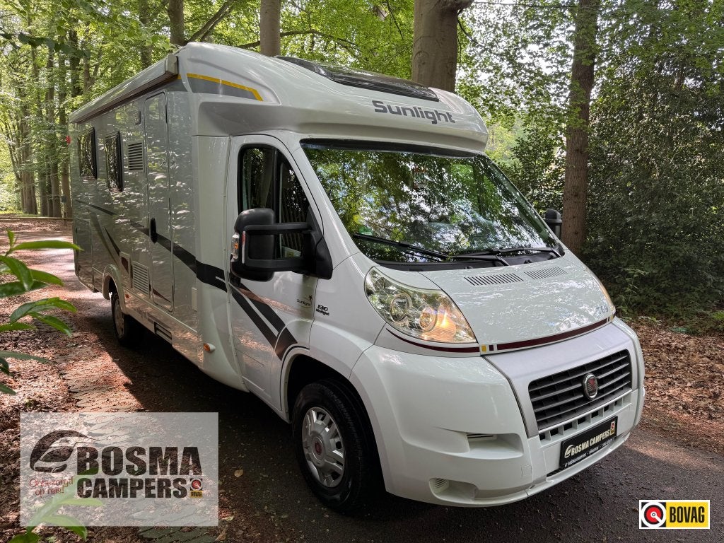 Sunlight T 69 Queensbed Airco Garage Euro 5 2013, Caravans en Kamperen, Campers, Sunlight, Ringverwarming, Airbags, Bedrijf