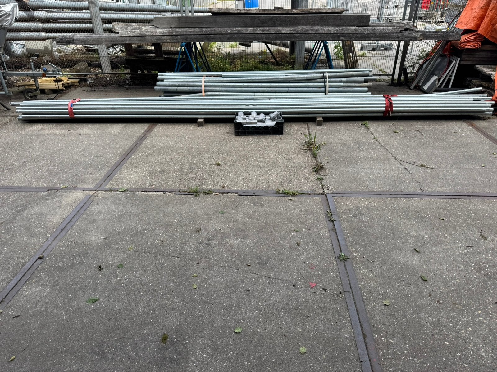 Hekwerk 216 x 2 meter. Half jaar oud, Tuin en Terras, Ophalen, Zo goed als nieuw, IJzer, Gaashekwerk