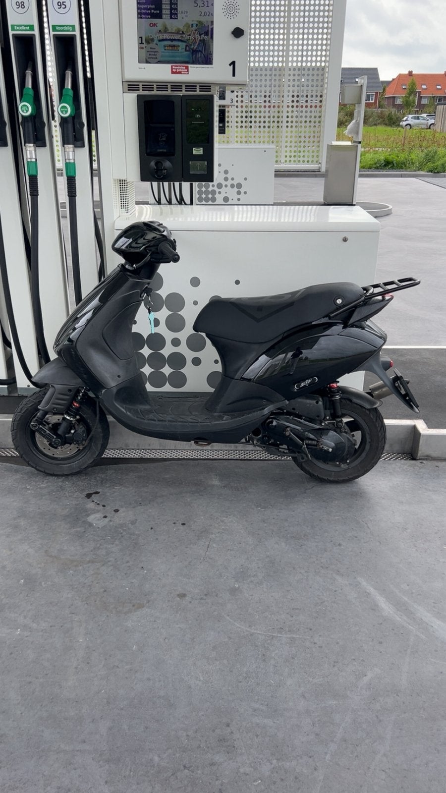 Zip 70cc 2takt, Ophalen, Tweetakt, Maximaal 45 km/u, Zo goed als nieuw