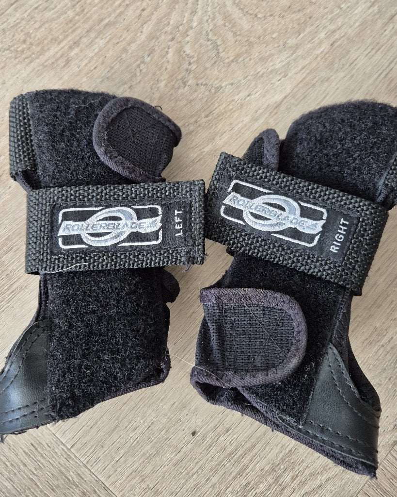 Rollerblade polsbeschermers || maat XXS, Sport en Fitness, Skeelers, Overige merken, Verstelbaar, Kinderen, Ophalen of Verzenden