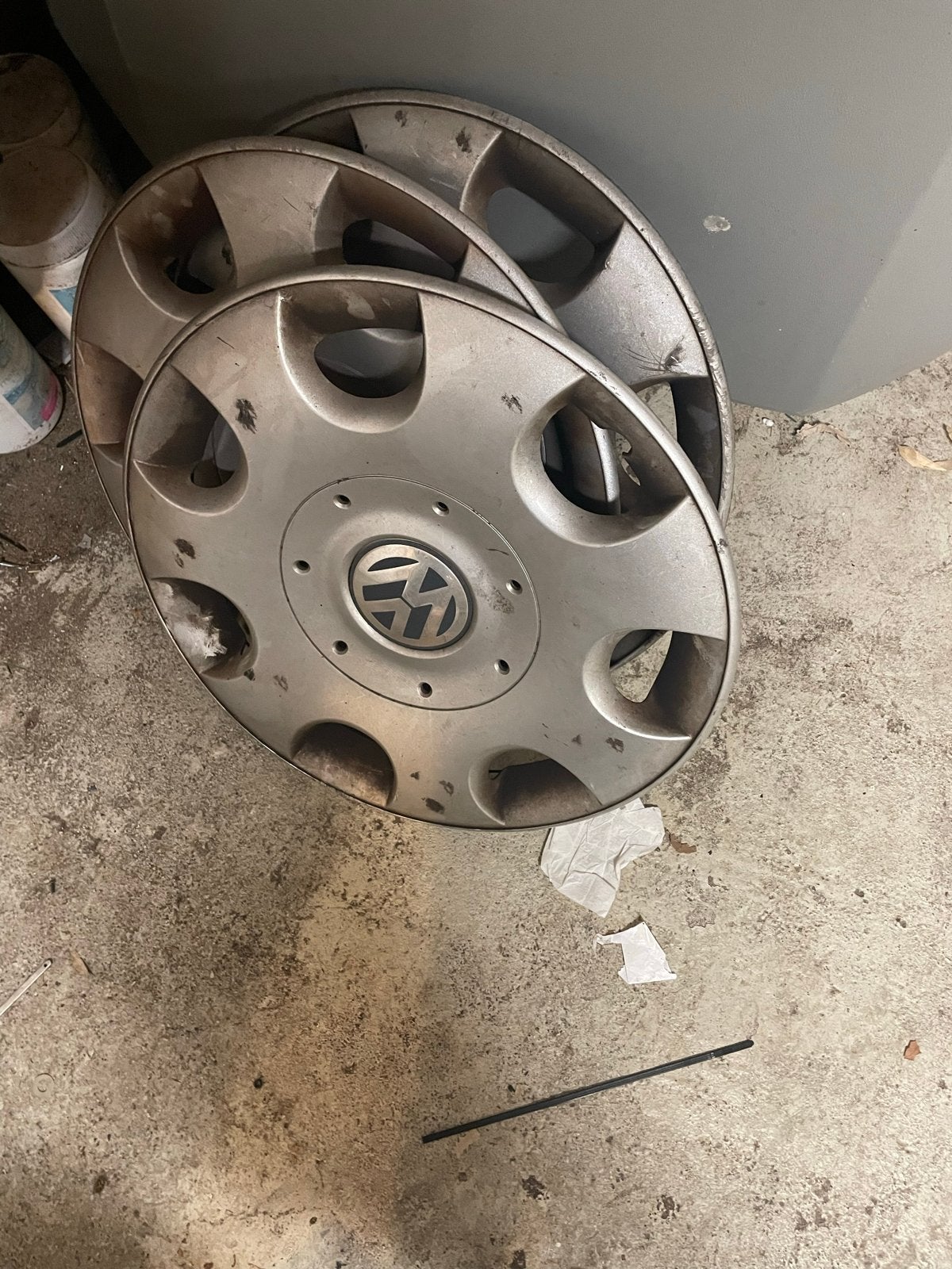 3x Autowieldoppen VW Touran, Ophalen, Gebruikt