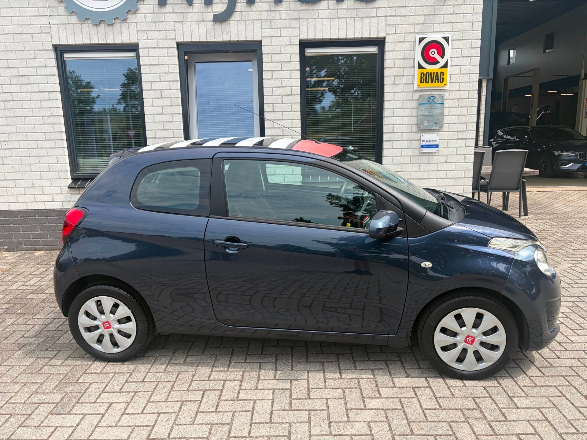 Citroen C1 1.0 e-VTi Airscape Shine / Carplay / Airco / Cent, Auto's, Voorwielaandrijving, Stof, Gebruikt, C1