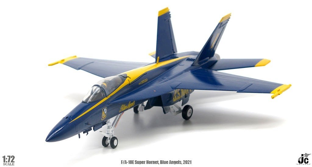 Boeing F/A-18E Hornet Blue Angels US Navy Pensacola JC Wings, Glow2B Germany GmbH Erlenbacher Str. 3 shop@glow2b.de, Schaalmodel
