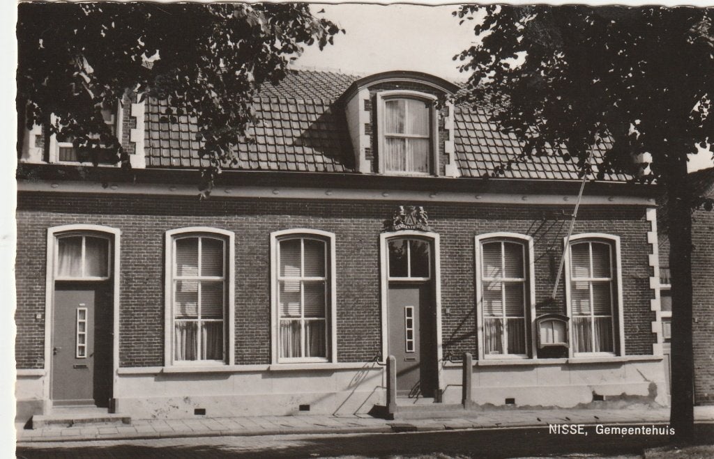 Nisse (Zld) - Gemeentehuis., Ophalen of Verzenden, 1960 tot 1980, Ongelopen, Zeeland