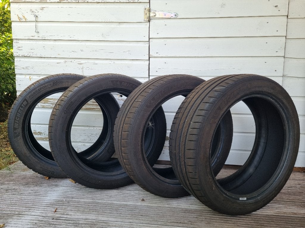 Michelin 235/45 ZR 18 Pilot Sport 4, Ophalen, 18 inch, Gebruikt, 235 mm