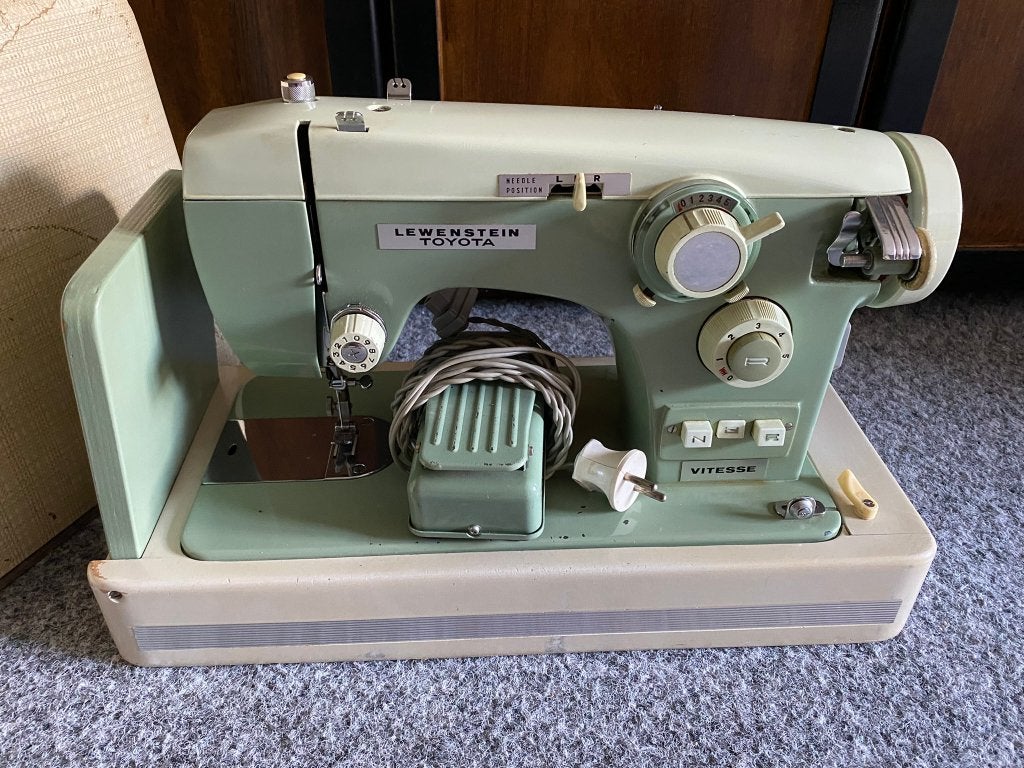 NAAIMACHINE, Hobby en Vrije tijd, Naaimachines en Toebehoren, Ophalen, Gebruikt, Naaimachine, Overige merken