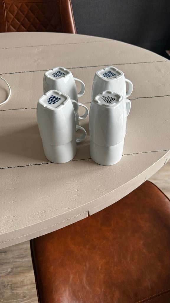 Set van 8 witte IKEA koffiemokken, Huis en Inrichting, Keuken | Servies, Keramiek, Ophalen of Verzenden, Zo goed als nieuw, Effen