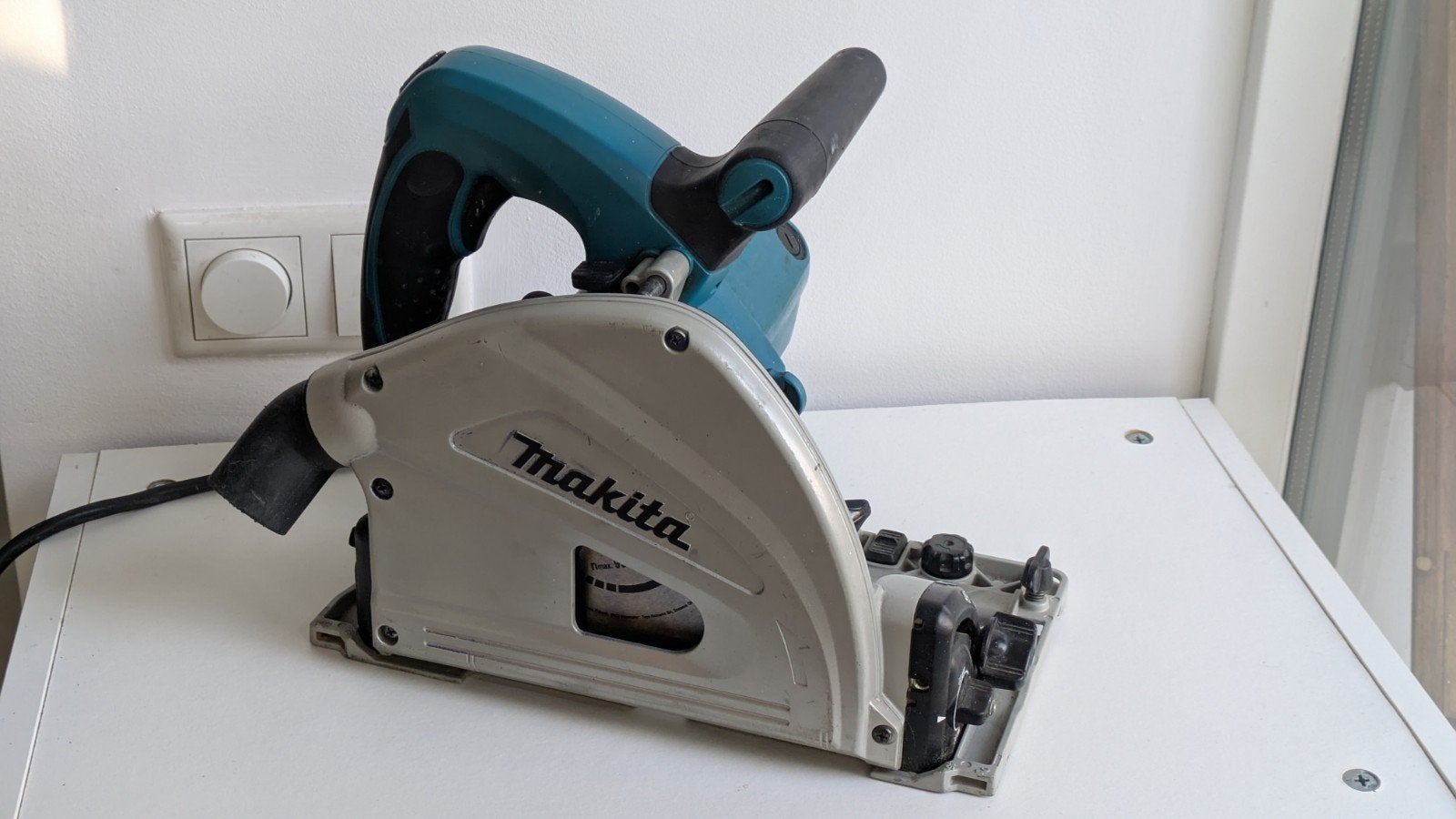 SP6000 Makita invalzaag met nieuw zaagblad, Doe-het-zelf en Verbouw, Ophalen, 1200 watt of meer, Invalzaag, 30 tot 70 mm