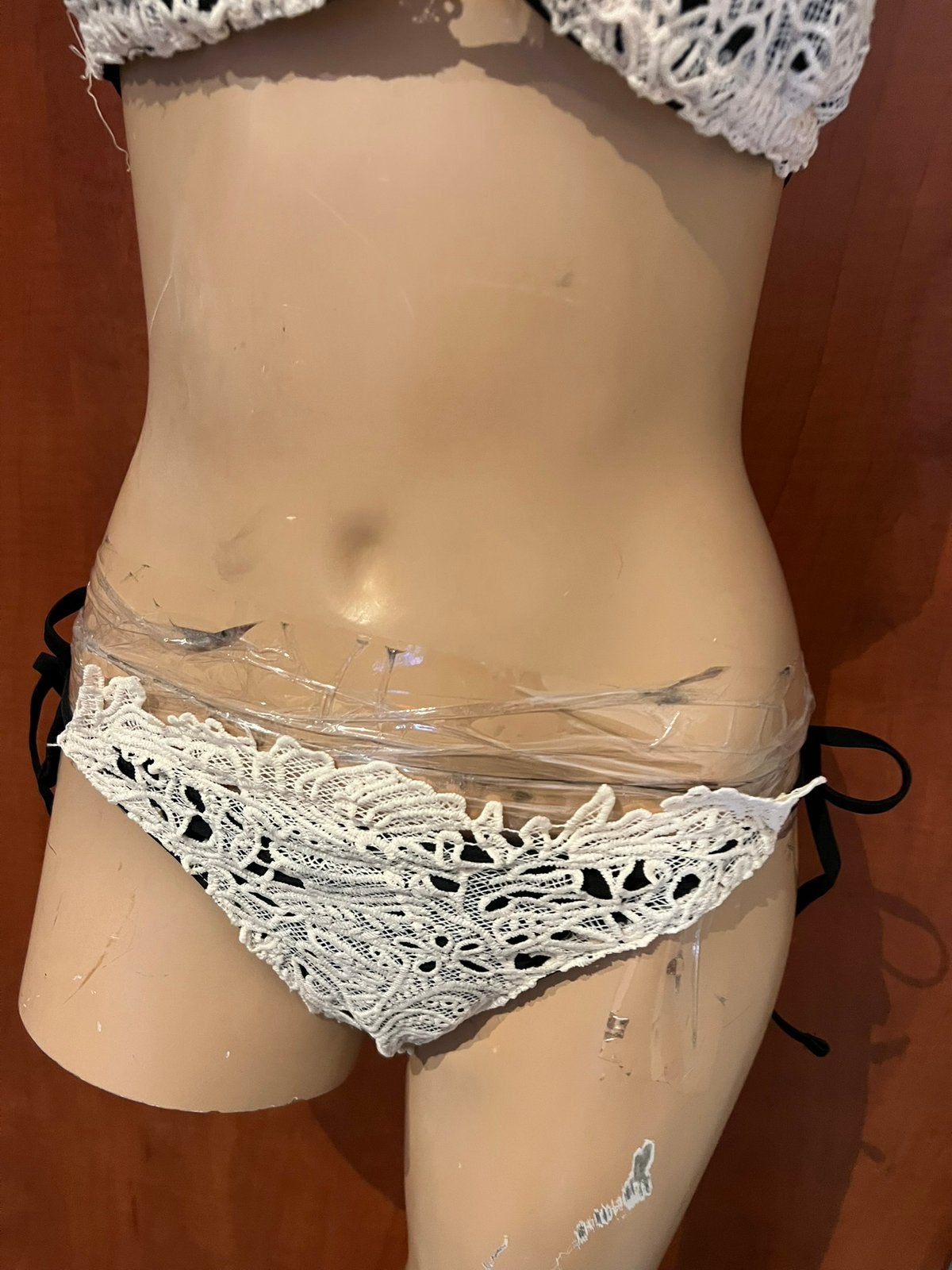 ANTICA SARTORIA bikini met kant s/m origineel zgan, Kleding | Dames, G, Beige, ANTICA SARTORIA, Ophalen of Verzenden