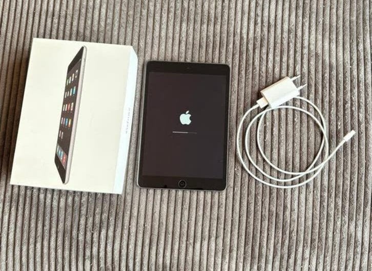 Ipad mini vaste prijs, Ophalen of Verzenden, Zo goed als nieuw, Zilver