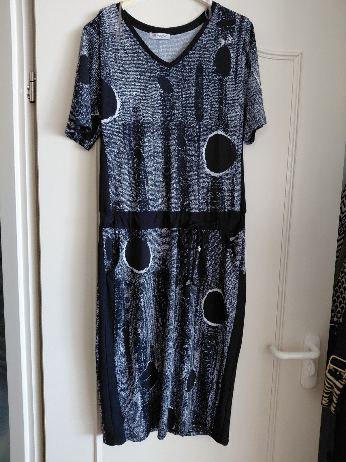 Jurk Magna, Maat 38/40 (M), Blauw, Ophalen of Verzenden, Knielengte