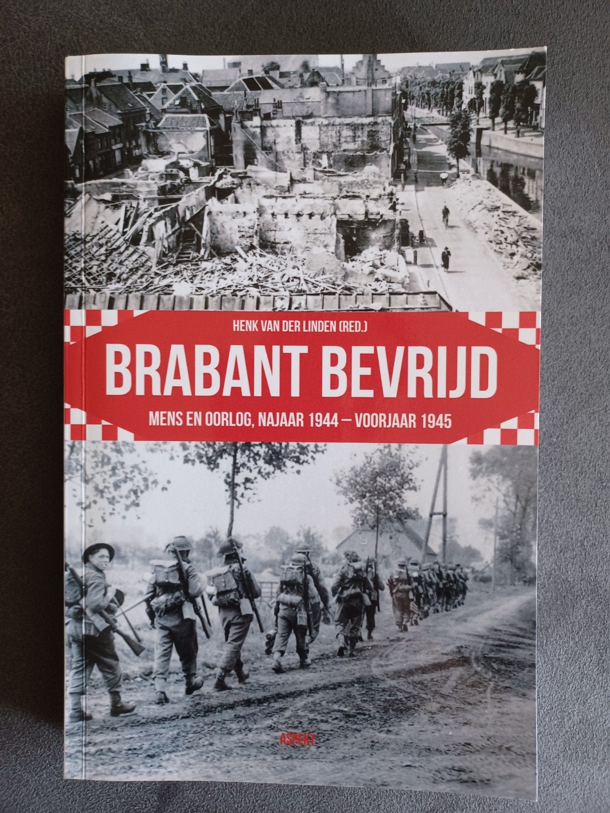 Brabant bevrijd, Boeken, Ophalen of Verzenden, Zo goed als nieuw