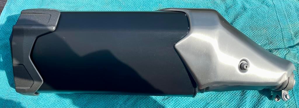 Kawasaki ZH2 Exhaust Silencer 2021, Motoren, Ophalen, Gebruikt