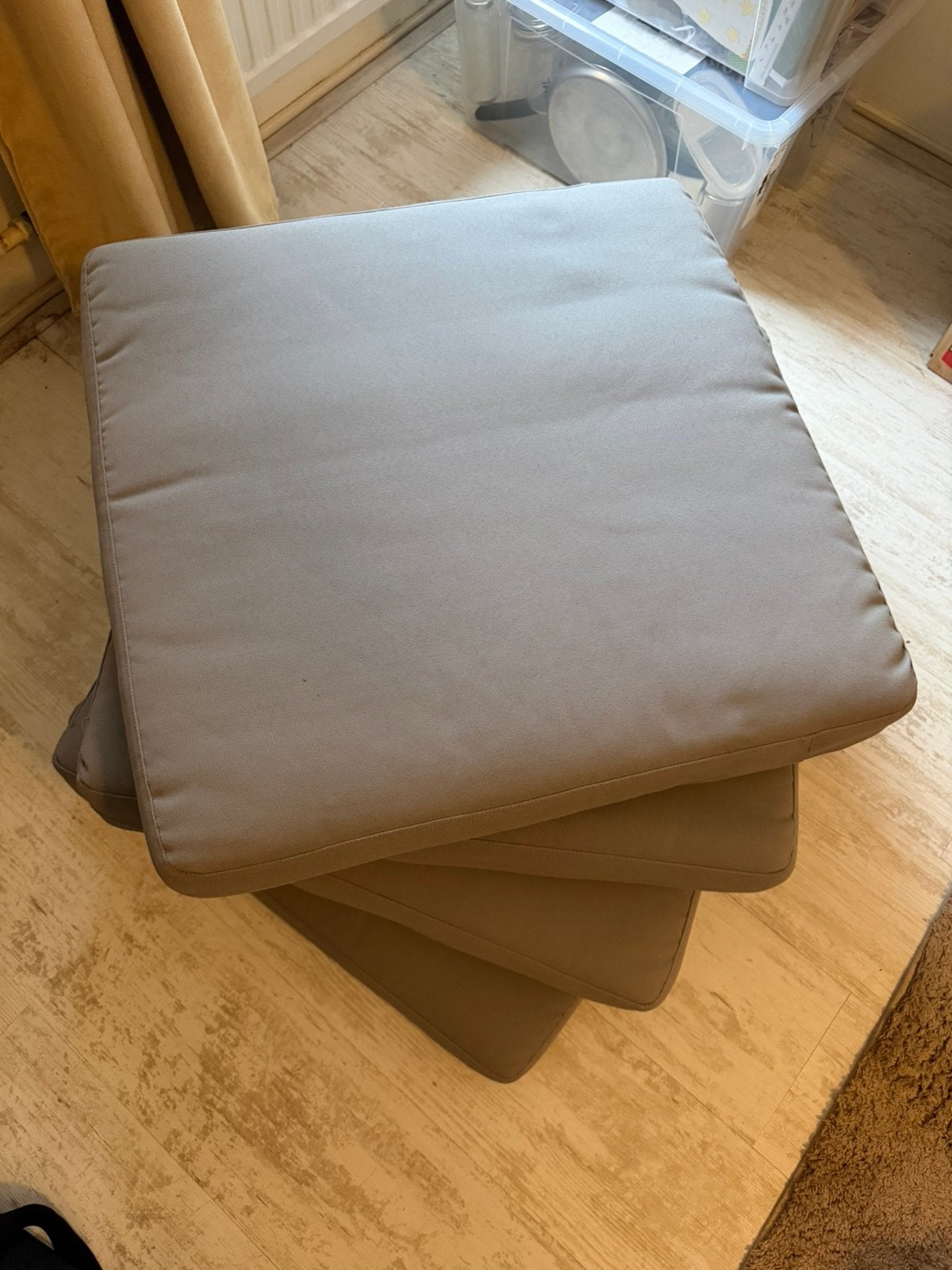 4 IKEA HÅLLÖ zitkussens – grijs, Ophalen, Zo goed als nieuw