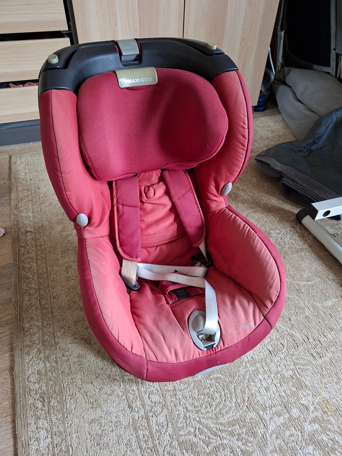 Maxi-Cosi autostoel - Rood, Ophalen, 9 t/m 18 kg, Verstelbare rugleuning, Maxi-Cosi