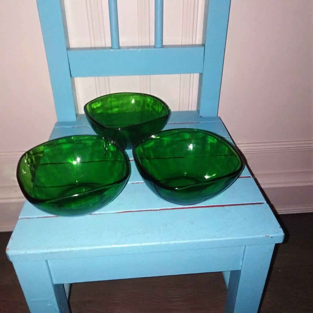 Schaaltjes groen glas Vereco France 3 stuks, Ophalen, Gebruikt, Overige stijlen, Glas