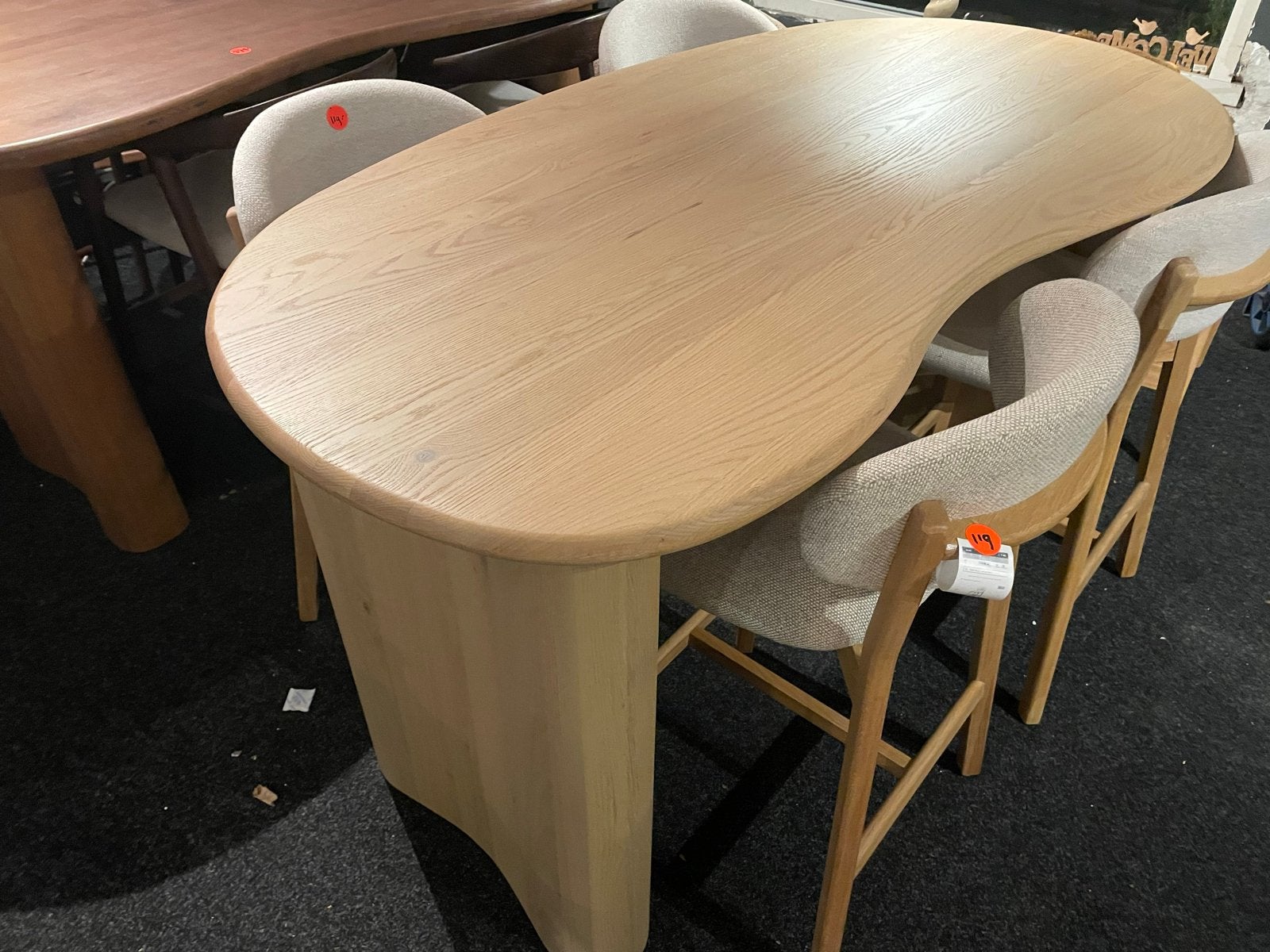 Bartafel massief eiken organische vorm 200x100