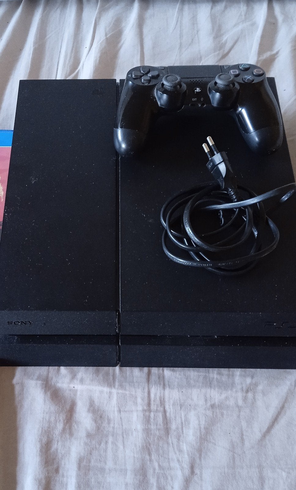 PlayStation 4 met een  controler, Spelcomputers en Games, Ophalen of Verzenden, Zo goed als nieuw, Met 1 controller, Original