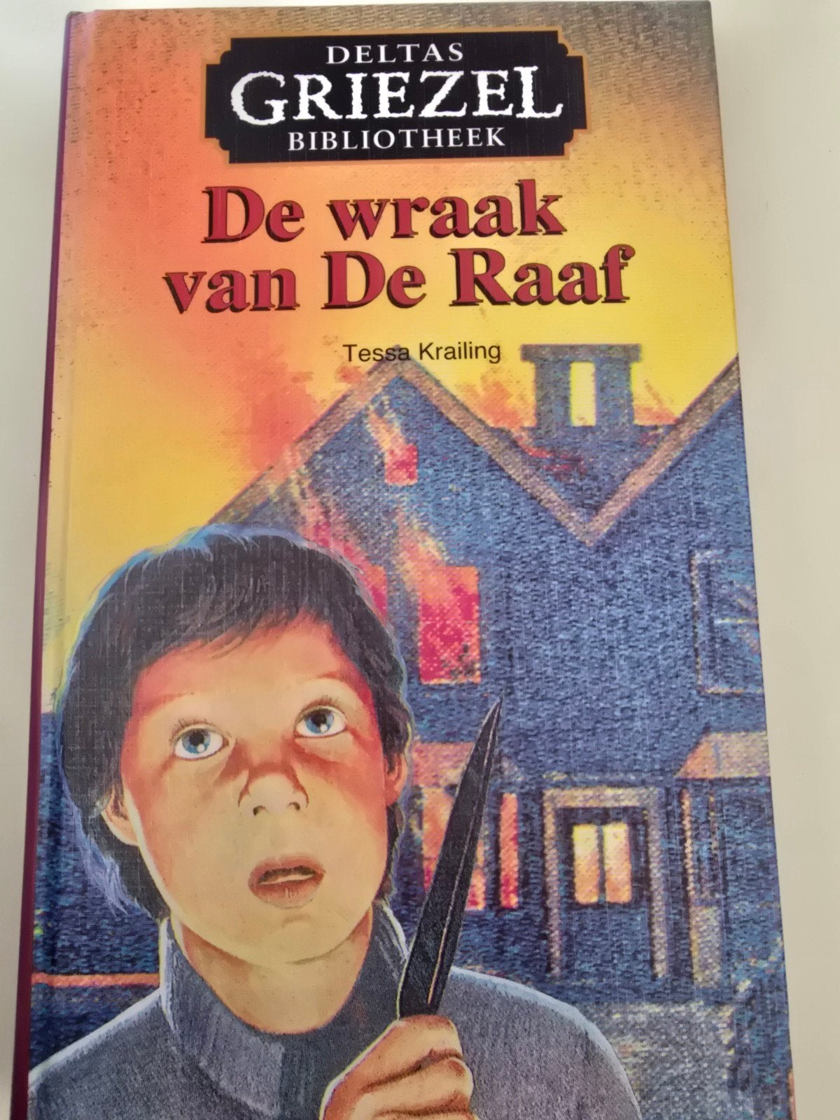 T. Krailing - De wraak van De Raaf, Fictie algemeen, T. Krailing, Ophalen of Verzenden, Zo goed als nieuw