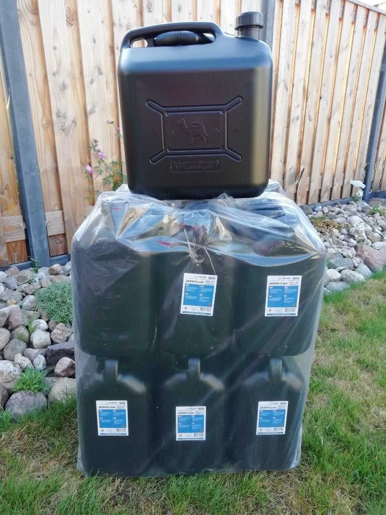 Nieuwe Jerrycan Jerrycans van 20 liter inclusief schenktuit, Ophalen, Nieuw, Nvt, Nvt