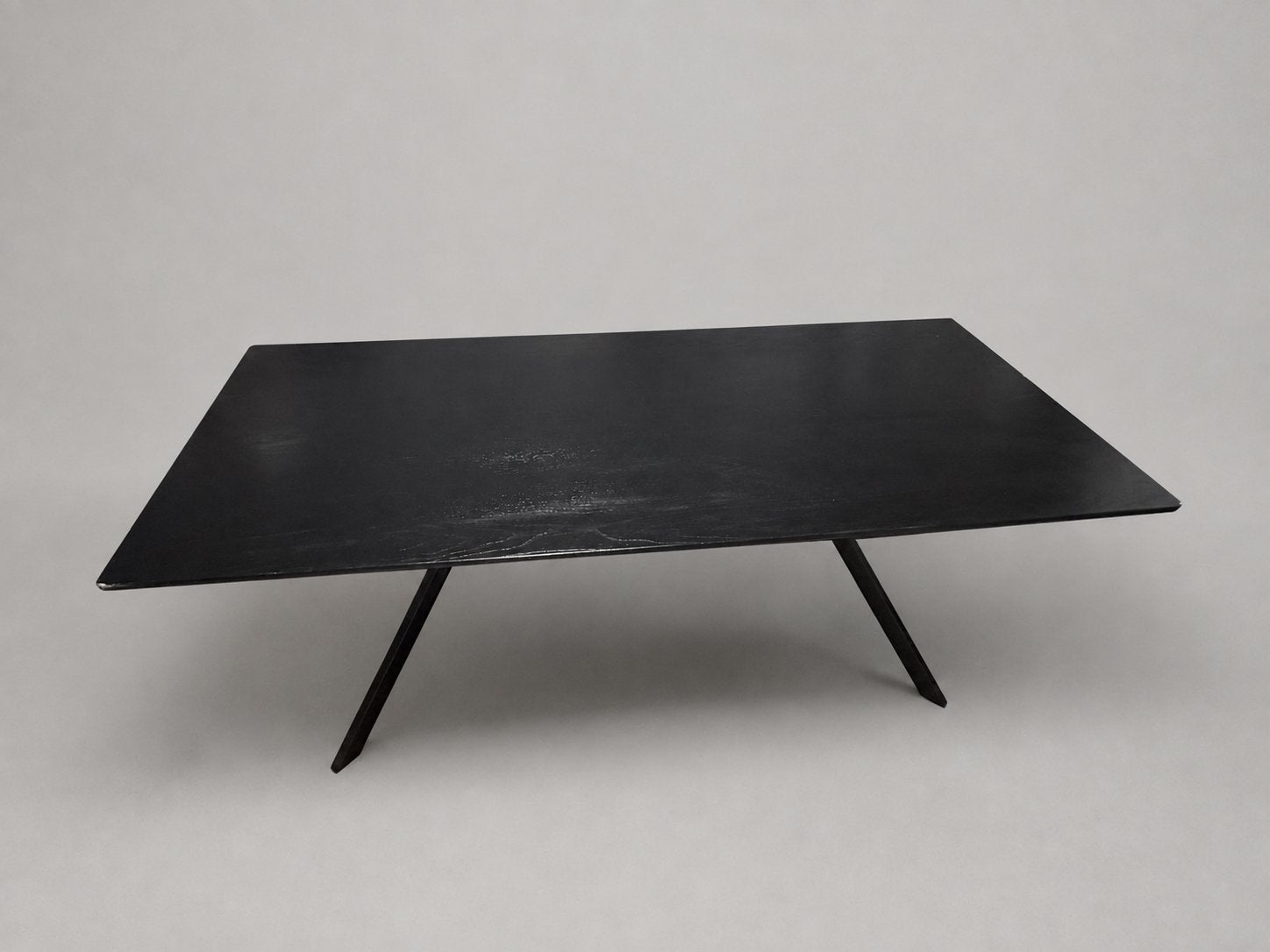 WOOOD eettafel 200x90 zwart, Ophalen, Gebruikt, 50 tot 100 cm, Vijf personen of meer