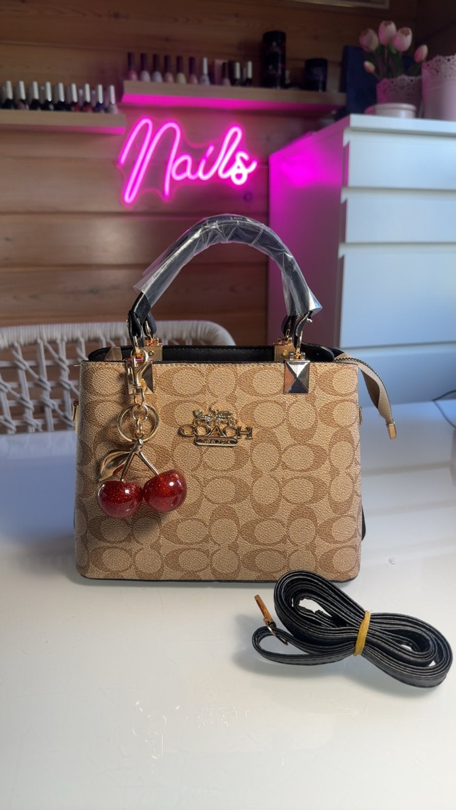 tas met schouderbandje - Nieuw, Sieraden, Tassen en Uiterlijk, Ophalen of Verzenden, Nieuw, Bruin, Handtas
