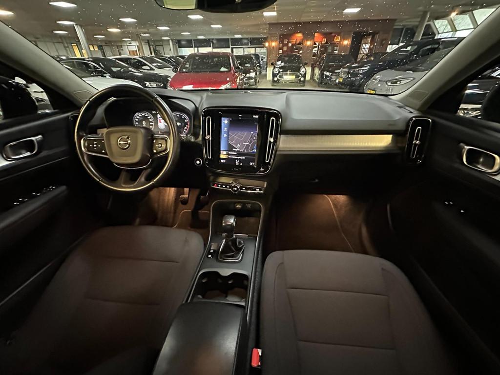 Volvo XC40 1.5 T2 Business Pro/1STE EIG/NAVI/CARPLAY/NL-AUTO, Auto's, Voorwielaandrijving, Stof, Gebruikt, Euro 6
