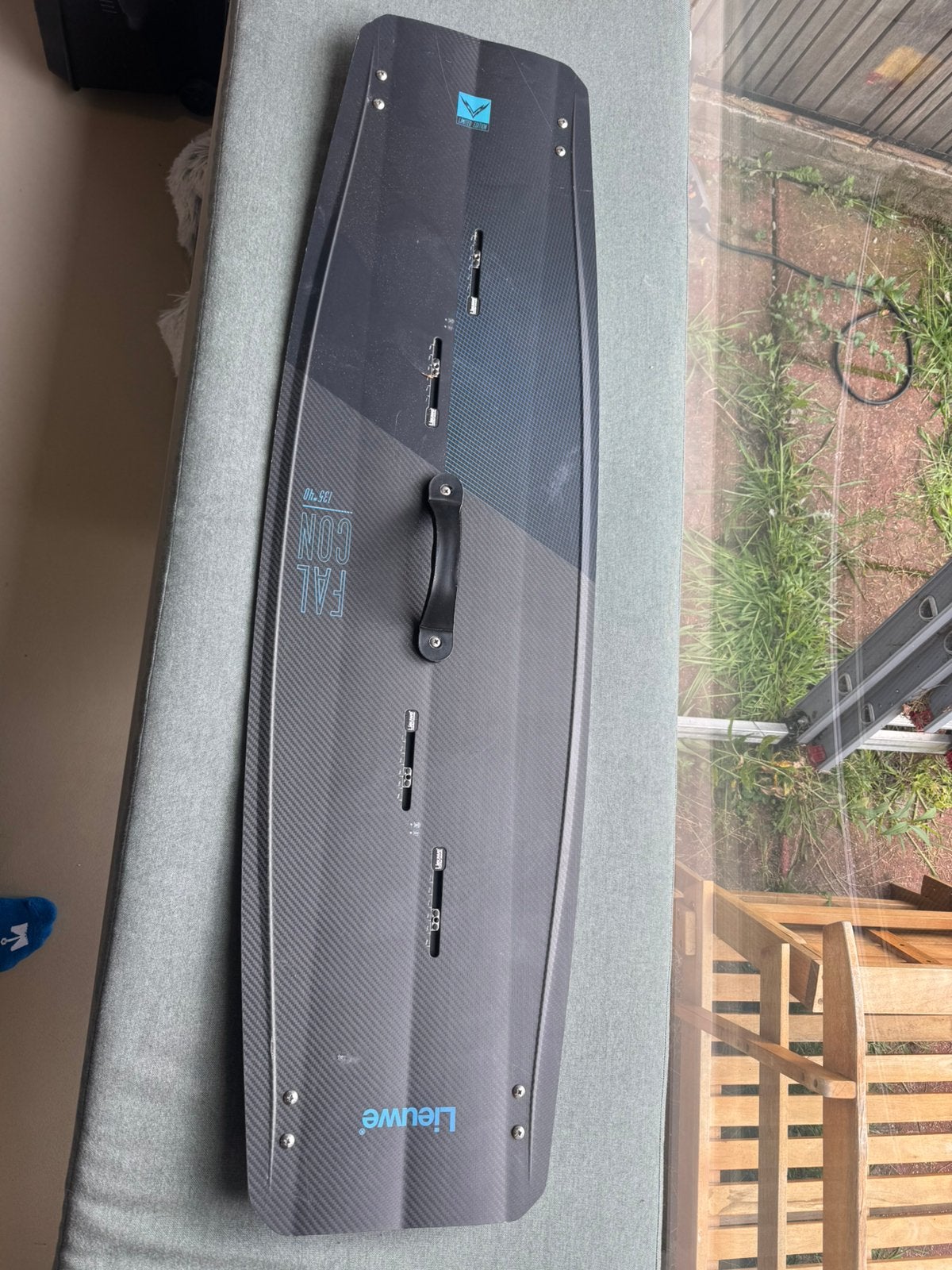 Kiteboard lieuwe falcon 135 / 40, Watersport en Boten, Twintip, Ophalen, Zo goed als nieuw, 4 m² of minder