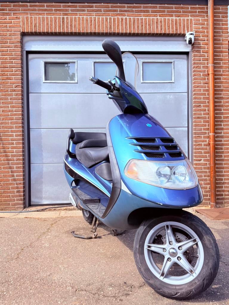 Piaggio Hexagon 125cc 2Takt / 150cc 180cc gilera runner zip, Motoren, Ophalen of Verzenden
