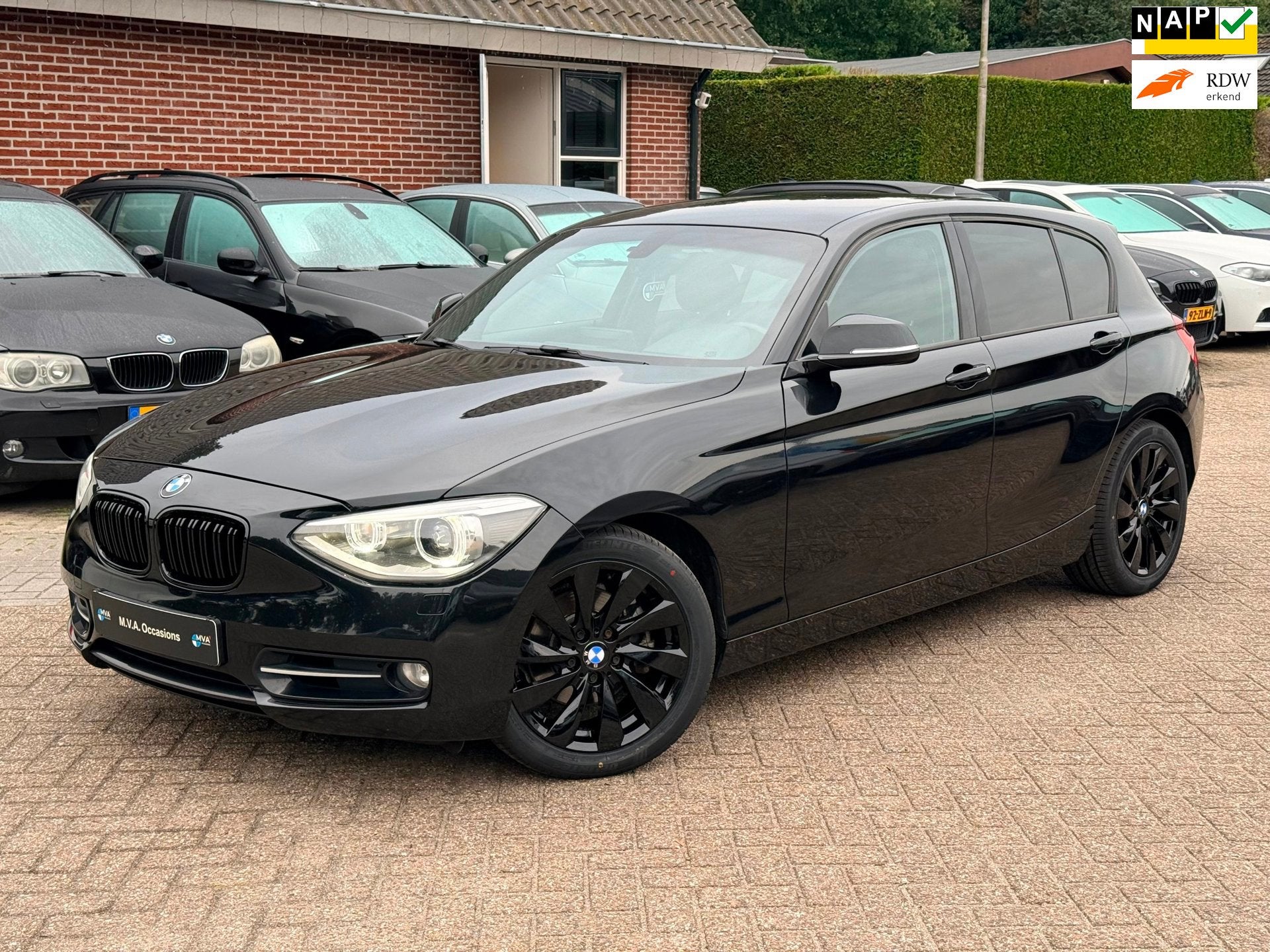 BMW 1-serie 118i Business+ Sport|Nieuwe Ketting + Klepseals|, Auto's, 1-Serie, Euro 5, Achterwielaandrijving, Gebruikt