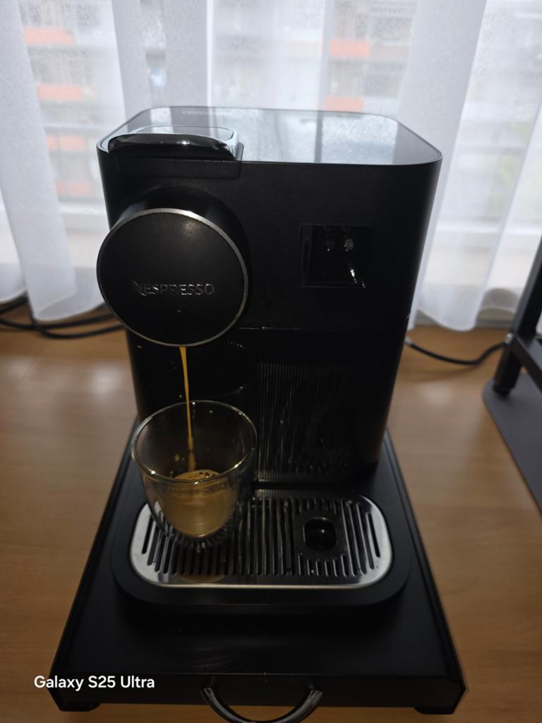 De'Longhi Nespresso Gran Lattissima EN640.B Koffiemachine, Ophalen, Koffiemachine, Zo goed als nieuw, 1 kopje