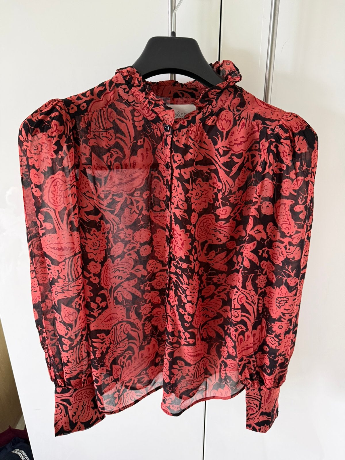Ba&sh zwart met oranje blouse, maat 1, Ophalen of Verzenden, Gedragen, Maat 36 (S), Zwart