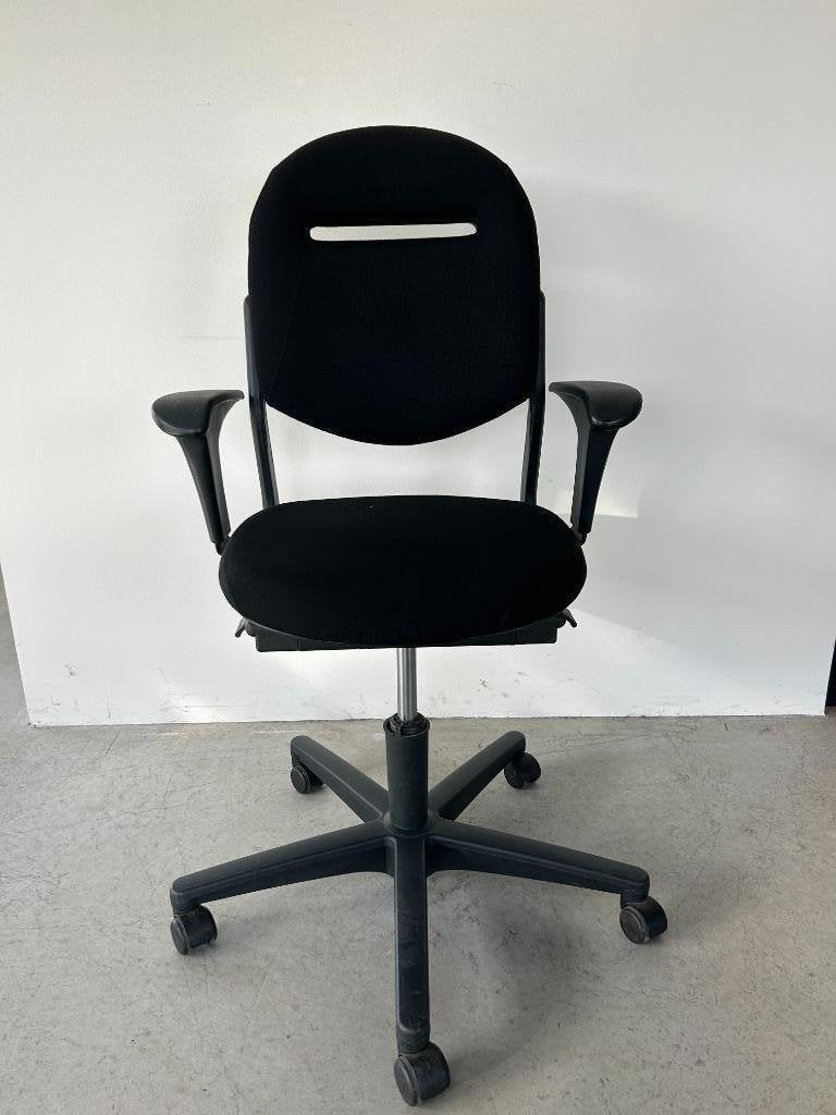 Ahrend 220 bureaustoel zwarte stof, Gebruikt, Zwart, Ophalen of Verzenden, Bureaustoel