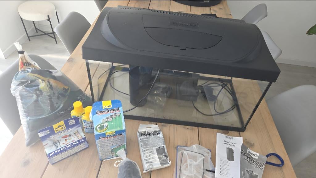 Aquarium, met filter, licht en toebehoren, Dieren en Toebehoren, Vissen | Aquaria en Toebehoren, Ophalen, Gebruikt, Leeg aquarium