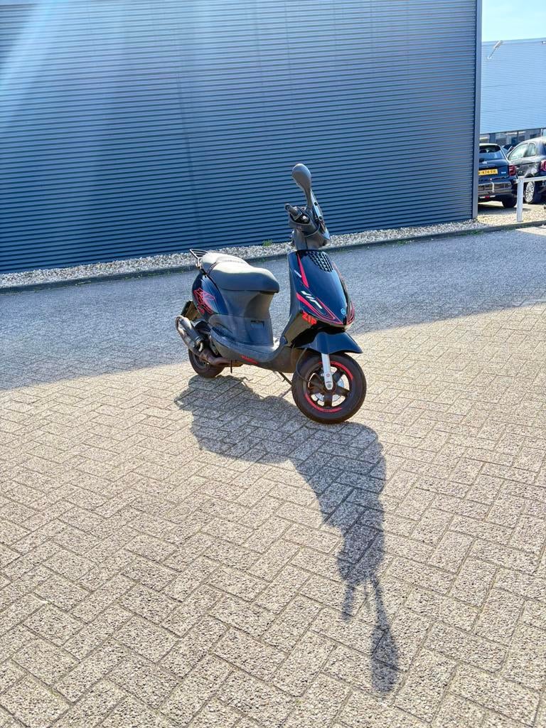 Piaggio zip 2takt 70cc, Ophalen, Zo goed als nieuw, Tweetakt, Zip