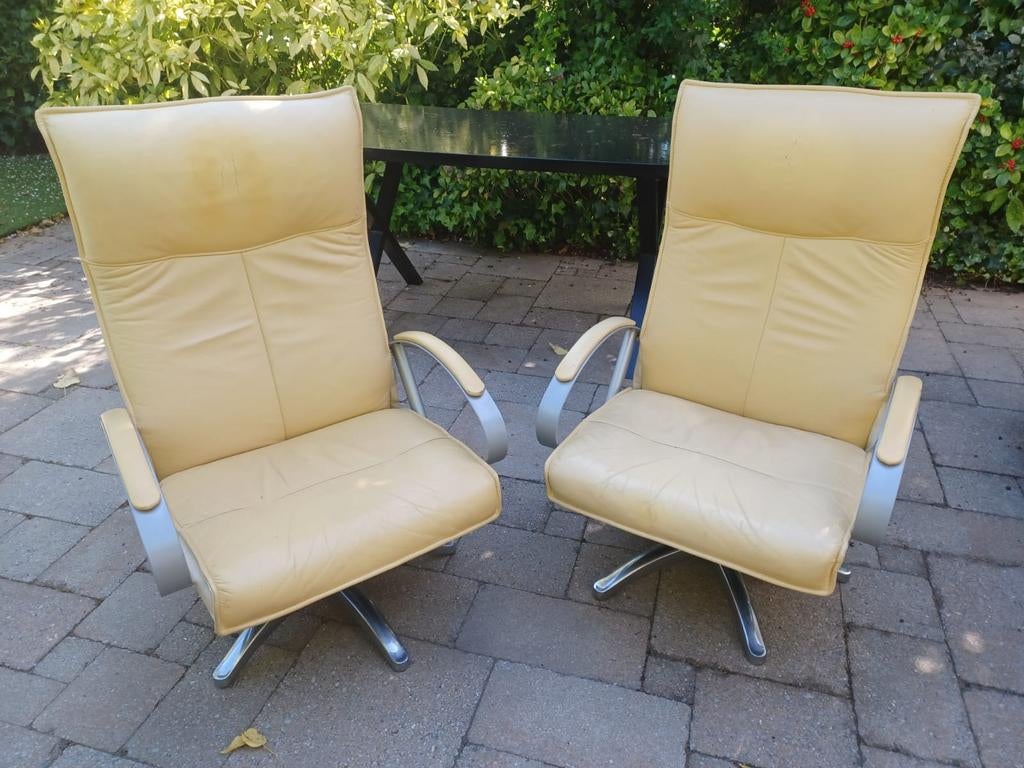 2x Comfortabele relaxstoelen - Crème Leer & Aluminium, Huis en Inrichting, Fauteuils, Ophalen, Gebruikt, Design, Leer