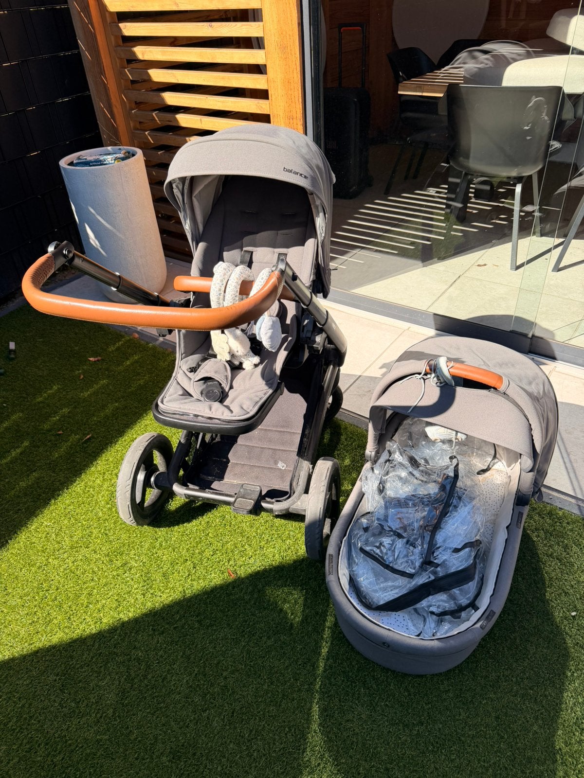 Mutsy icon kinderwagen set, Zo goed als nieuw, Mutsy, Verstelbare duwstang, Ophalen