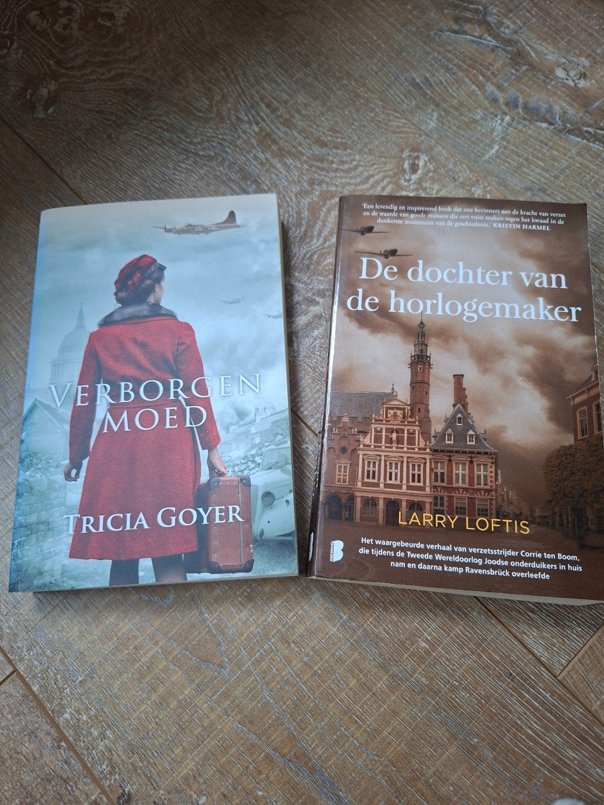Verbergen Moed & De Dochter van de Horlogemaker, Boeken, Tweede Wereldoorlog, Ophalen of Verzenden, Zo goed als nieuw, Tricia Goyer, Larry Loftis