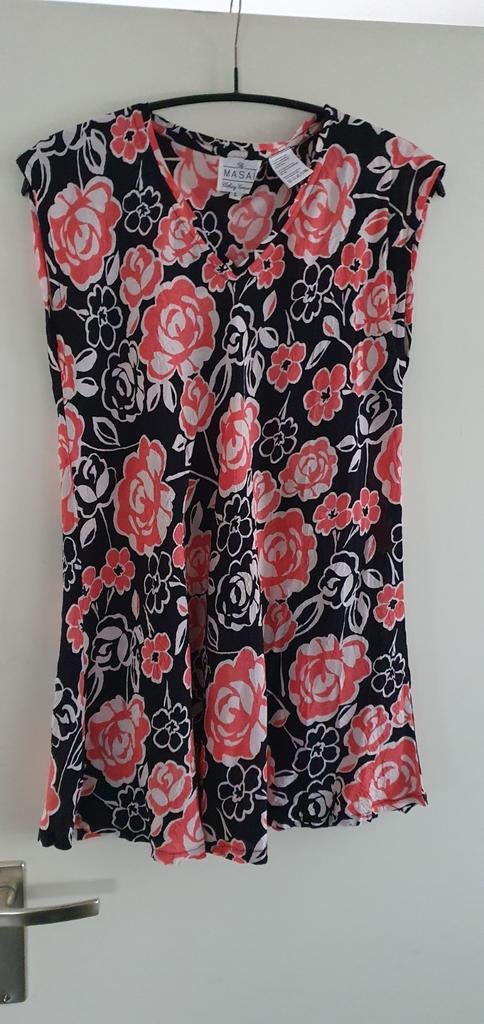 Masai top, Verzenden, Zo goed als nieuw, Zonder mouw