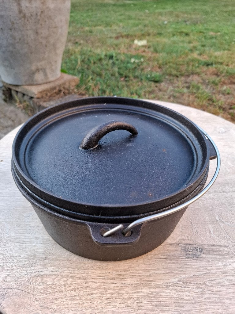 dutch oven, Huis en Inrichting, Keuken | Potten en Pannen, Ophalen of Verzenden, Zo goed als nieuw, Overige merken, Braadpan
