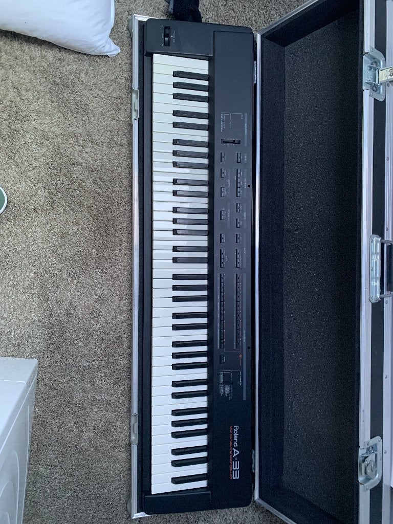 Roland A-33 MIDI Controller Keyboard met flightcase, Ophalen, Roland, Zo goed als nieuw, Midi-aansluiting