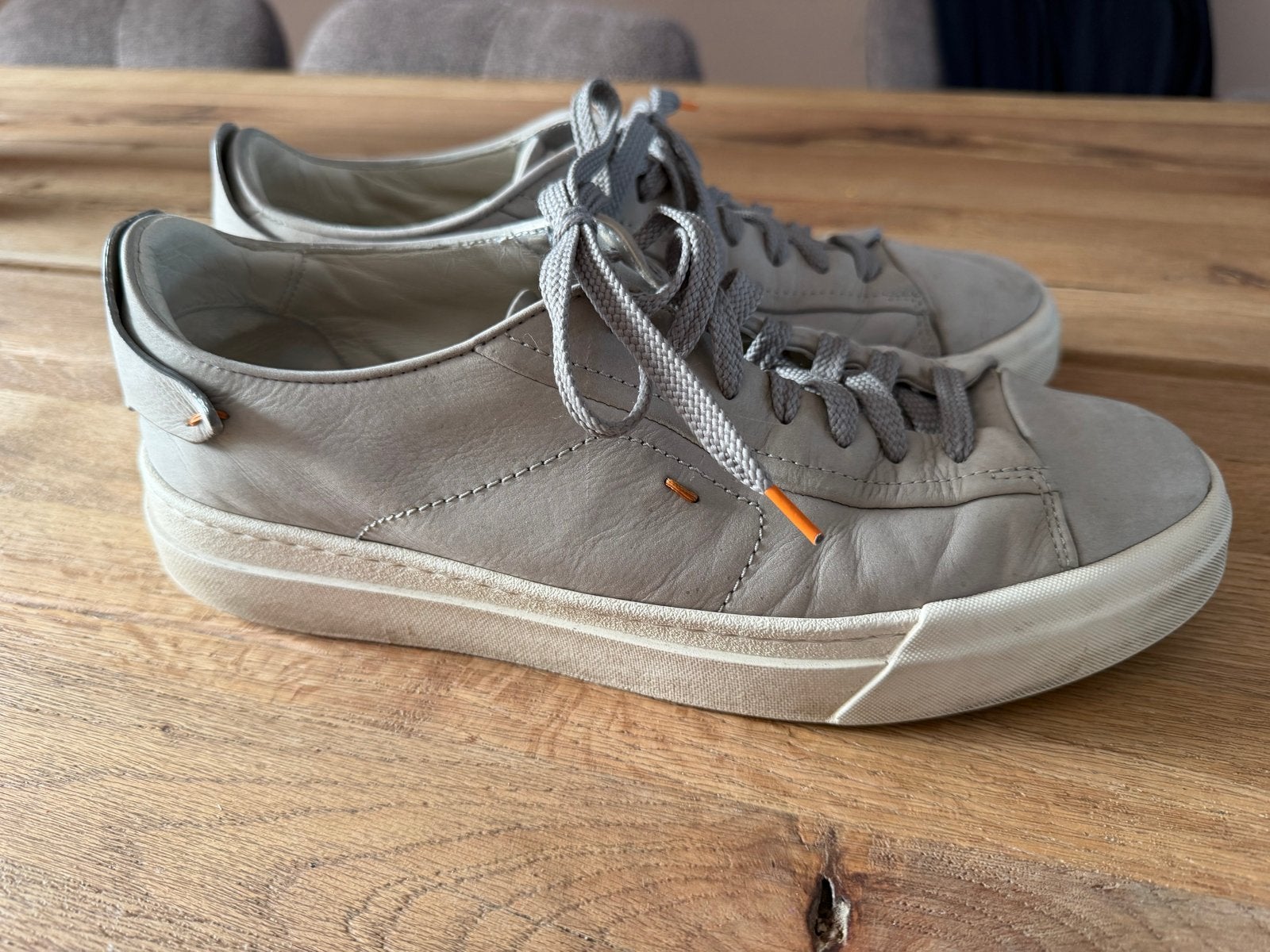 Santoni sneakers grijs maat 42,5-43 (UK 8) in prima staat, Ophalen of Verzenden, Gedragen, Overige kleuren, Sneakers of Gympen