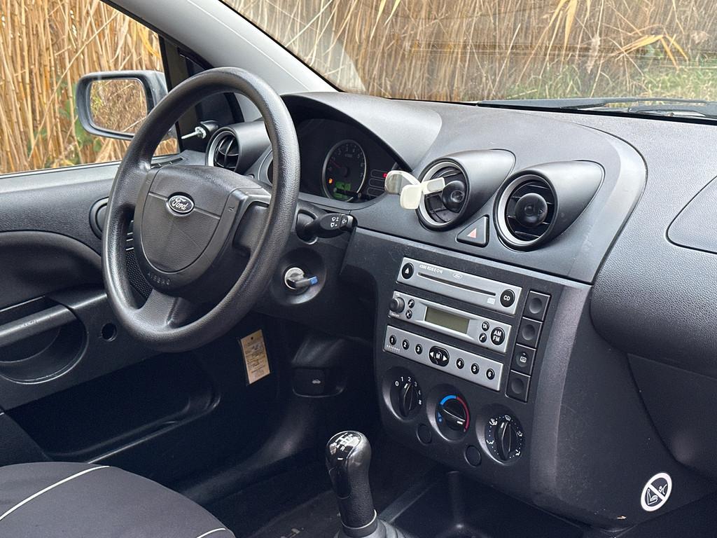 Ford Fiesta Gereserveerd!, Auto's, 1299 cc, Stof, 4 cilinders, Origineel Nederlands
