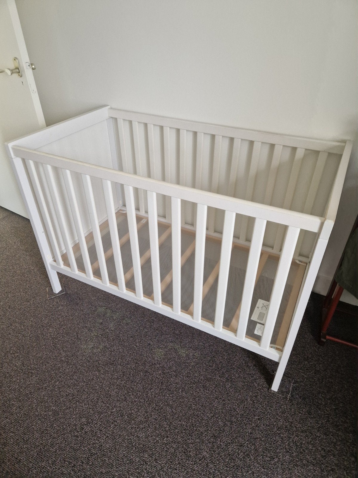 IKEA Sundvik Ledikant - Wit, Kinderen en Baby's, Babywiegjes en Ledikanten, Ophalen of Verzenden, Zo goed als nieuw, Ledikant