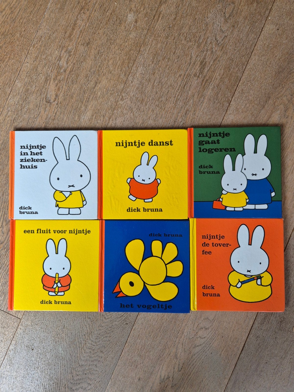 6 boekjes van Nijntje., Boeken, Ophalen of Verzenden, Zo goed als nieuw, Fictie algemeen