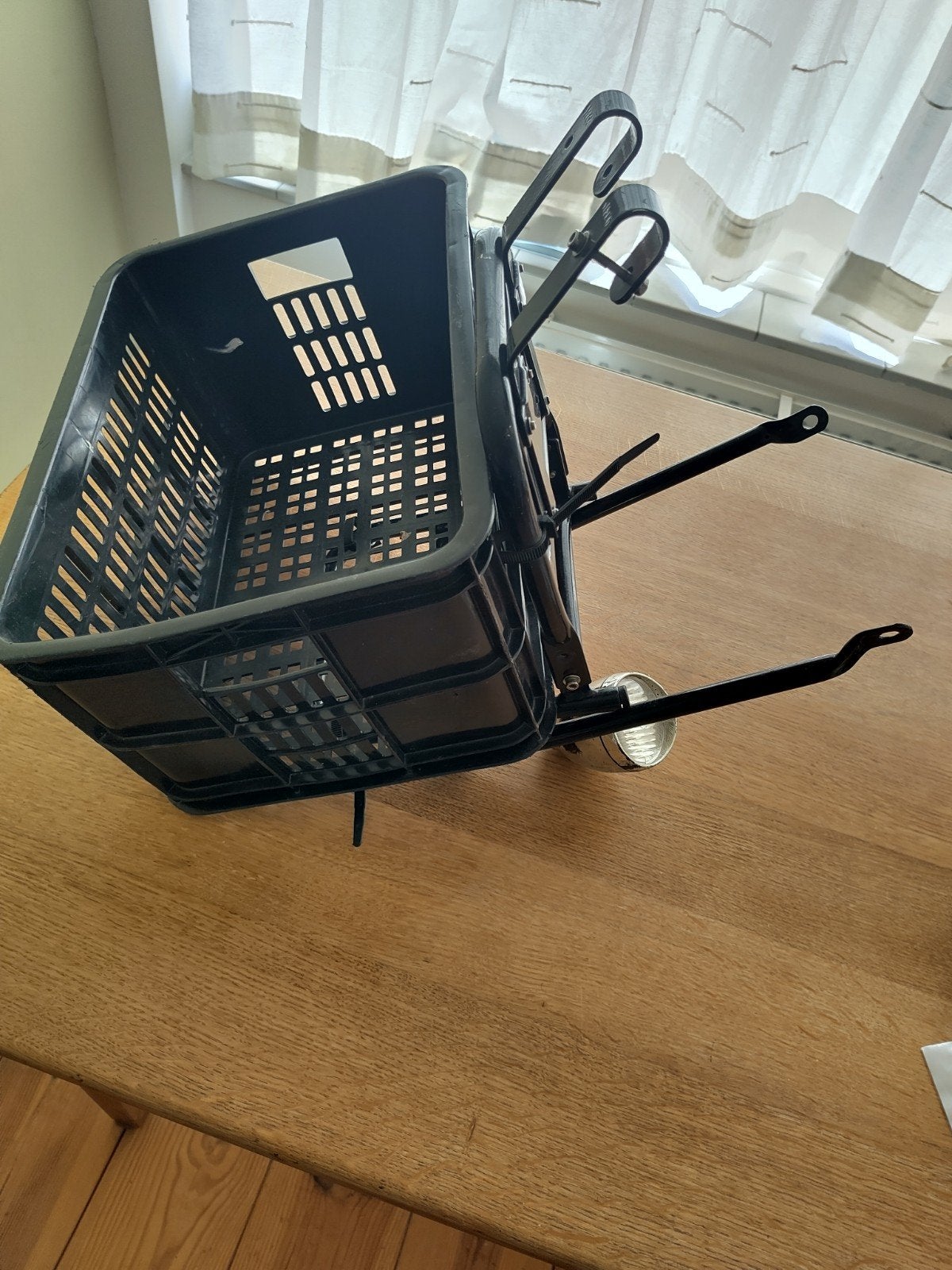Zwarte Fietsmand met Stuurbevestiging en Lamp klein, Ophalen, Gebruikt, Onbekend, Stuurbevestiging
